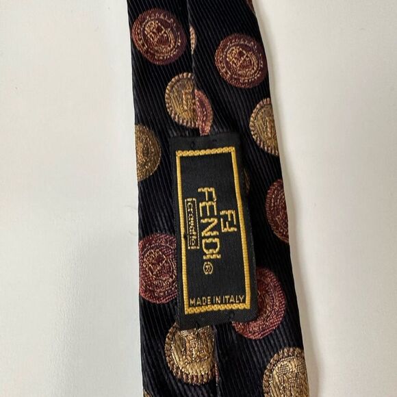 Fendi Circle Logo Pattern Black Silk Tie - Picture 4 of 10